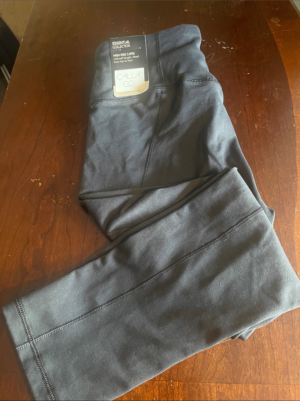 Calla Essential Collection Black High-Rise Capris